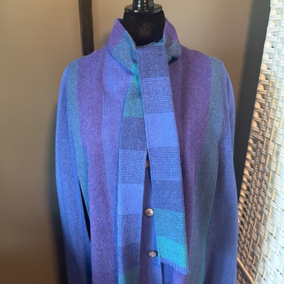 Vintage Gorgeous Irish 100% Pure New Wool Cape - Picture 11 of 16